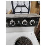 Vintage General Electric White Electric Range - function unknown, no power cord. 30" W x 26" D (including handle) x 44" H