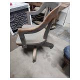 Vintage Traditional Wooden Banker