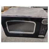 Sharp Carousel 1.7kW Microwave Oven Model R428JK - 21.5"W x 18.25" D x 12 1/4"H - tested works.  Needs a quick cleaning.