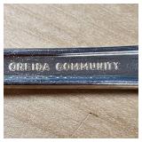 Oneida Community - set of 9 large tablespoon size silver-plate spoons - style line is 