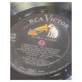 Vintage Country & Western Vinyl Record Collection - 19 records, no sleeves - including Barbara Mandrell, The Oak Ridge Quartet, Mel Tillis and more