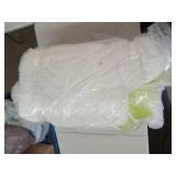 NOVILLA Sleep Well Love Well Mattress Topper  - Retail: $15