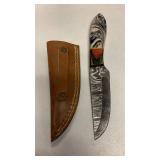 Handcrafted Damascus Steel Hunting fishing full tang Knife with leather sheath approx 8.5 inches