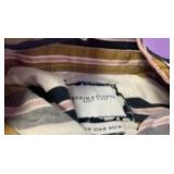 Women Clothing Bundle - lot of 6 - size XS 1 blazer, 2 dresses, 1 skirt, 1 sweater and 1 blouse GS80