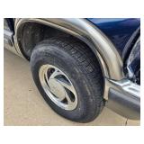 2000 CHEVROLET BLAZER LS 4-DOOR 4WD