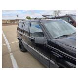 1995 JEEP GRAND CHEROKEE SE 4WD