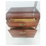 Traditional Cherry Wood 2-Drawer Nightstand