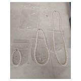 Classic White Pearl (2) Necklace and Bracelet