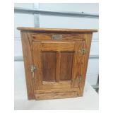 White Clad Oak Ice Box Style End Table
