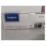Olympus SZ-14 Digital Camera Bundle