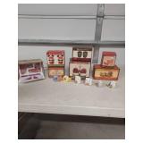 Cracker Barrel Holiday Salt and Pepper Shaker Collection