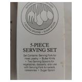 Oneida Complete 8 Stainless Steel Flatware Set