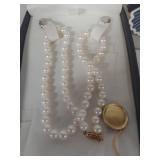 Pearl Cleane White Pearl Necklace
