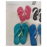 Nike flip flops size 8 and 9