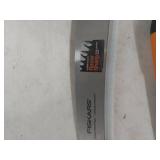 Fiskars Razor Sharp Pull Saw 13"