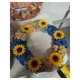 Holiday Mesh Wreath Collection