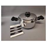 BRAND NEW SALAD MASTER STAINLESS STEEL POT WITH LID AND DETACHABLE HANDLES