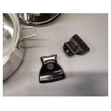 BRAND NEW SALAD MASTER STAINLESS STEEL POT WITH LID AND DETACHABLE HANDLES