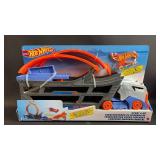Hot Wheels Stunt & Go Transporter Truck Set in Original Packaging in Good Shape