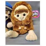 JUST IN TIME FOR CHRISTMAS GIVE THE GIFT OF SOMETHING TO CUDDLE WITH THESE ADORABLE TOP NAME BRAND PLUSH TOYS All with Original Tags