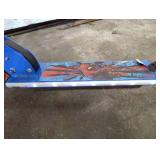 SPIDERMAN LIGHT UP SCOOTER
