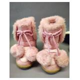 SAVE TIME AND MONEY HERE WHEN YOU BID ON THESE CUTE BABY GIRRL SHOES