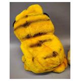 VINTAGE GARFIELD AND ODDIE STUFFED TOYS