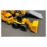 NEW!! MAKES CONSTRUCTION SOUNDS!