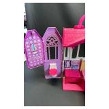 Barbie Glam Vacation House Portable Dollhouse Playset with Lots of Accessories