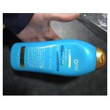 OGX Radiant Glow + Argan Oil of Morocco Extra Hydrating Body Wash for Dry Skin, Moisturizing Gel Cleanser for Silky Soft Skin, Body Wash for Women, Sulfate-Free Surfactants, 19.5 fl oz