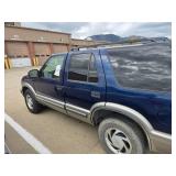 2000 CHEVROLET BLAZER LS 4-DOOR 4WD