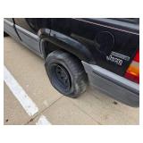 1995 JEEP GRAND CHEROKEE SE 4WD