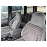 1995 JEEP GRAND CHEROKEE SE 4WD