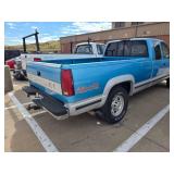 1995 CHEVROLET C/K 2500 EXT. CAB 6.5-FT. BED 4WD