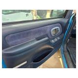 1995 CHEVROLET C/K 2500 EXT. CAB 6.5-FT. BED 4WD