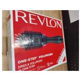 REVLON One-Step Volumizer Hair Dryer and Styler | Less Frizz, More Shine, and Less Heat Damage for Fast and Easy Salon-Style Blowouts, for All Hair Types and Lengths (Black)