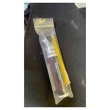 SYOAUTO Summit White GAZ Touch Up Paint Fit for Chevrolet or GMC Auto Touch up Paint Car Scratch Repair Pen Brush and Tip 2 in 1 (Summit White GAZ)