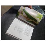 Tiny Space Gardening: Growing Vegetables, Fruits, and Herbs in Small Outdoor Spaces (with Recipes)