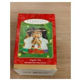 Hallmark Keepsake Ornament Angelic Trio Child Angels 2000 Qx8234