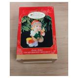 1999 Hallmark Arctic Artist Membership Ornament