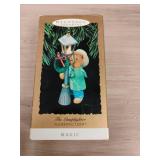 Hallmark Keepsake The Lamplighter Flickering Light Ornament 1993