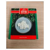 1991 Hallmark Ornament Jesus Loves Me