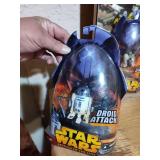 Star Wars Revenge of the Sith R2-D2 and Yoda Action Figures