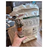 Miracle-Gro Houseplant Potting Mix, Perlite, Less Gnats, 4 qt