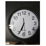 Bernhard Products Black Wall Clock, Large 13-Inch Silent Non Ticking Quartz Battery Operated Round Easy to Read Classroom/Home/School/Office Clock FRAME CRACKED