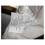 HOMESJUN Set of 2, 95% Feather 5% Down 18 Inch Round Decorative Pillow Insert, Cotton Cover, White, Set of 2