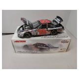 NASCAR #29 Kevin Harvick GM Goodwrench Bristol Raced Win Version" 2005 Monte Carlo Race Car 1:24. LIMITED EDITION
