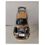 APPEARS NEW - NASCAR Kevin Harvick #29 GM Goodwrench 2005 Chevy Rock & Roll" Chrome 1:24 Diecast
