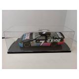 NASCAR #7 Geoff Bodine Exide Batteries 1995 Ford Thunderbird 1:24 Diecast Model Car