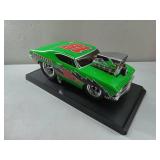 APPEARS NEW - NASCAR #18 Bobby Labonte Interstate Batteries 1969 Chevelle SS Muscle Machines 1:18 Diecast
